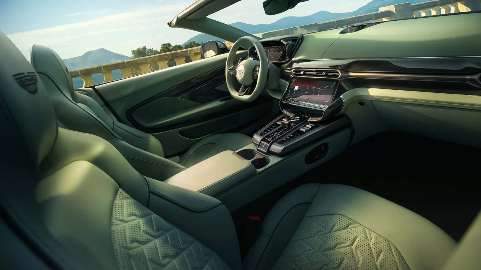 Vanquish Volante: Η ισχυρότερη κάμπριο Aston Martin έφτασε